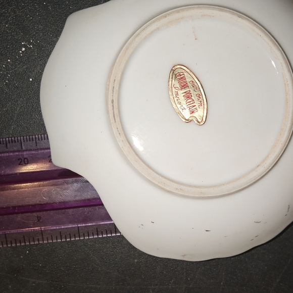 6pc lot vintage shell shaped gold trimmed porcelain trinket dishes - Picture 5 of 9